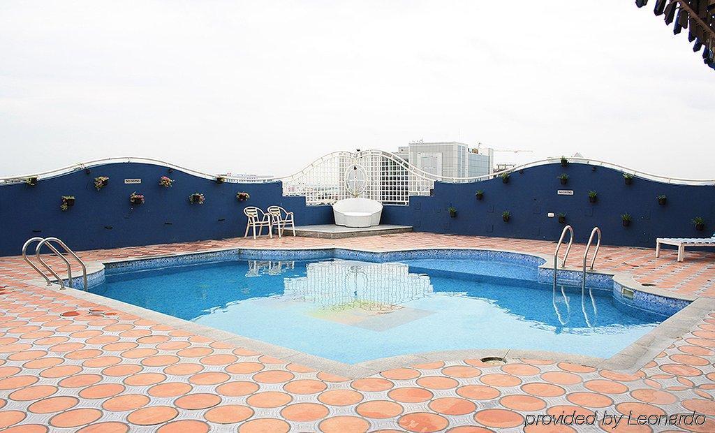 The Checkers Hotel Chennai Exterior foto