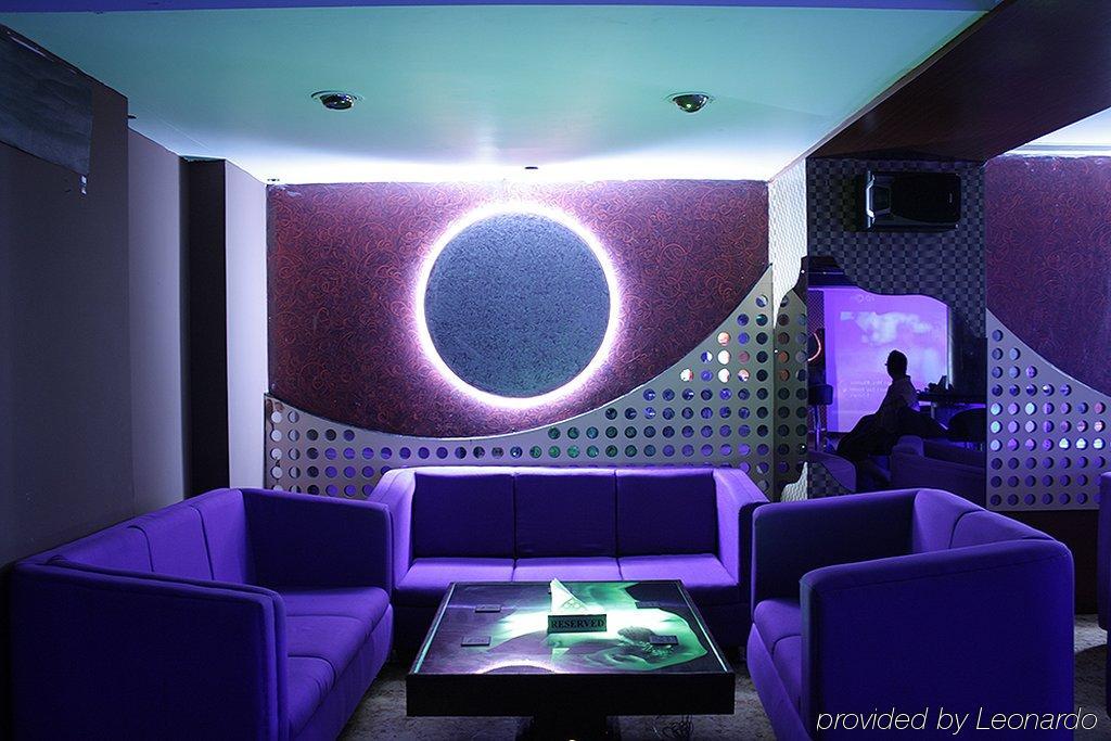 The Checkers Hotel Chennai Exterior foto